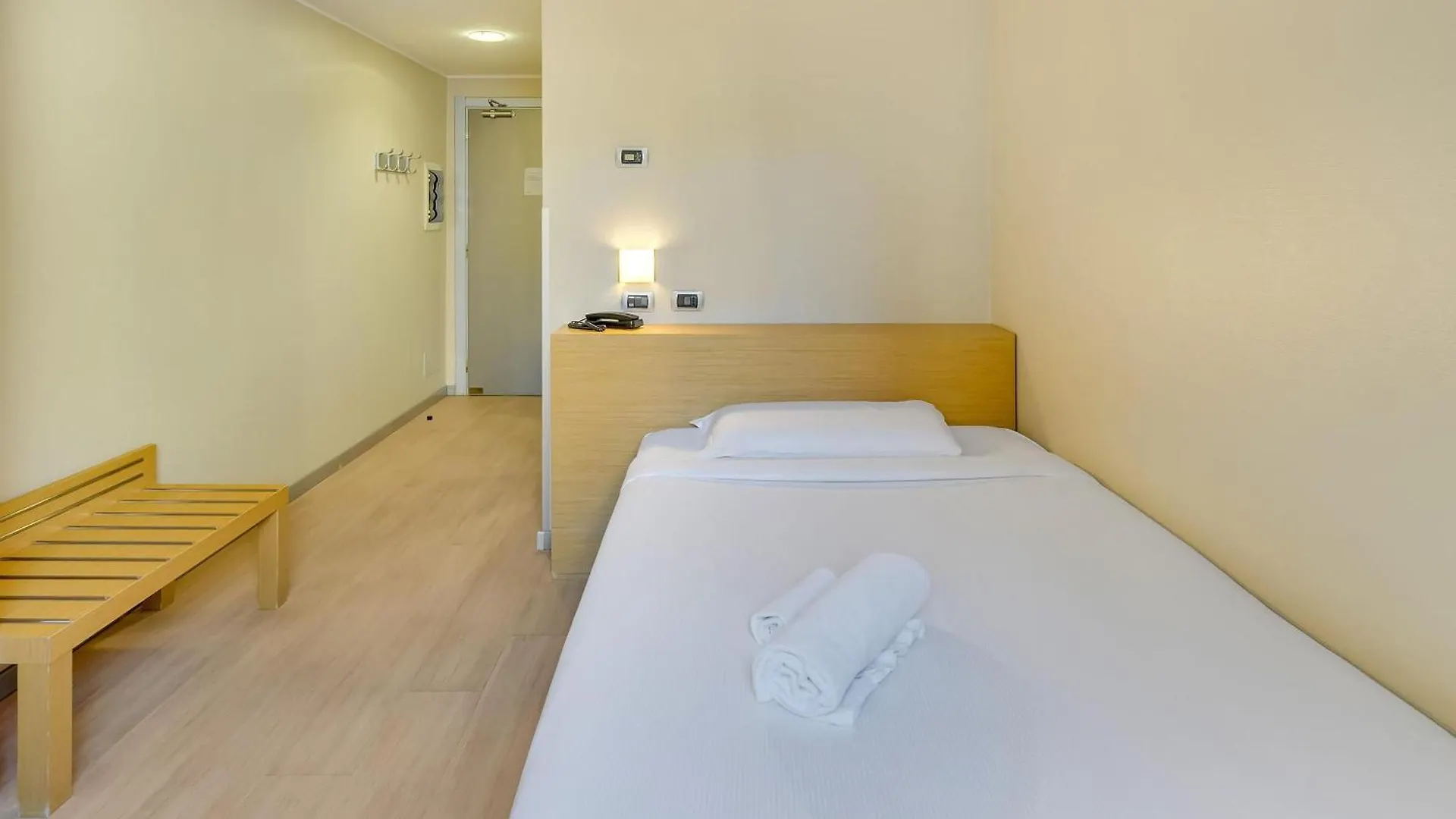 B&B Hotel Milano La Spezia