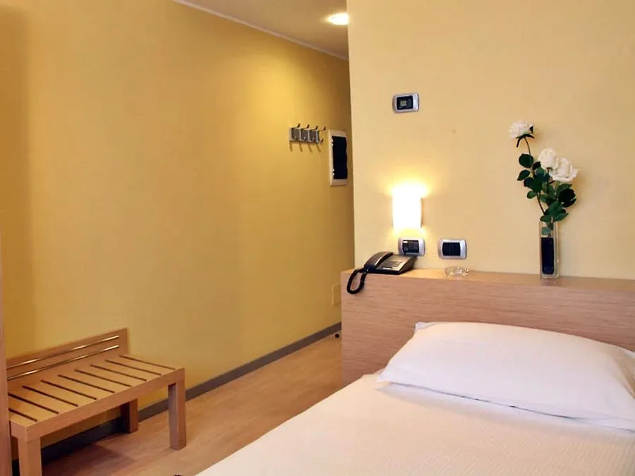 B&B Hotel Milano La Spezia Italy